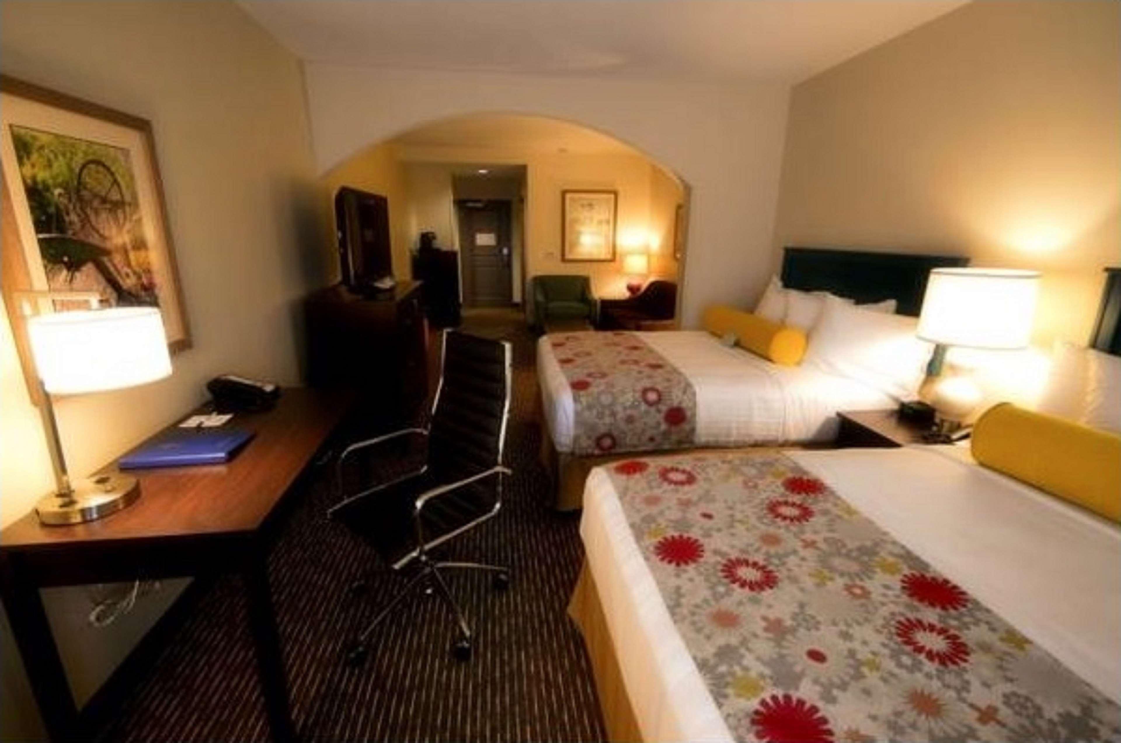 เบสต์ เวสเทิร์น พลัส เดย์ตัน โฮเต็ล แอนด์ สวีท Hotel Dayton ภายนอก รูปภาพ