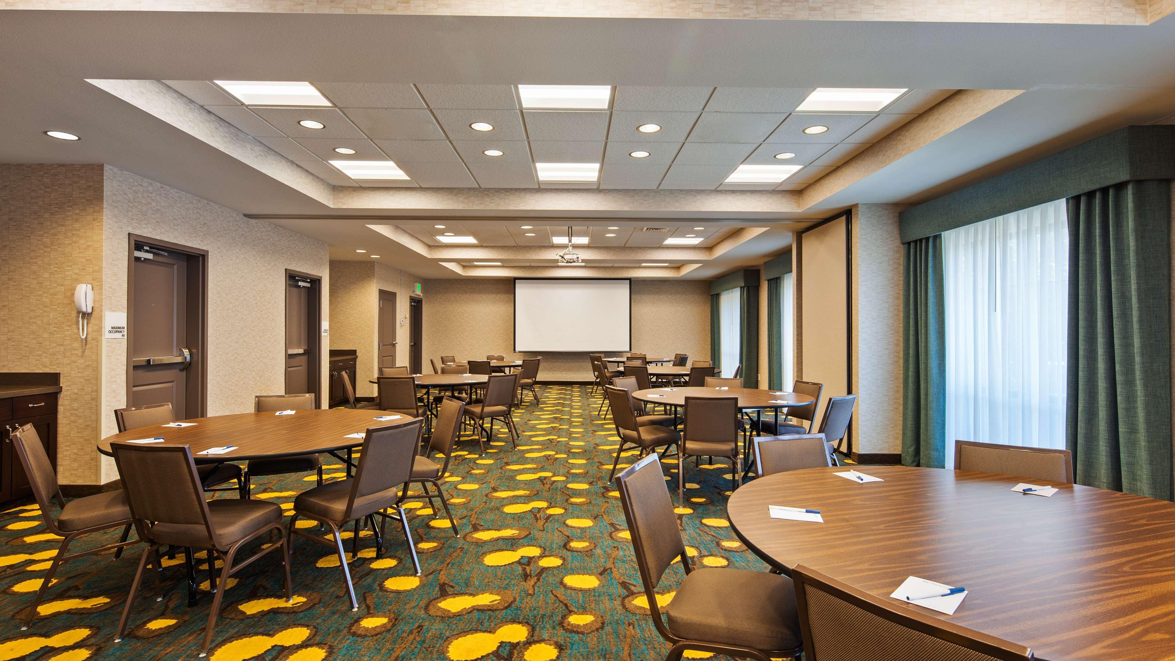 เบสต์ เวสเทิร์น พลัส เดย์ตัน โฮเต็ล แอนด์ สวีท Hotel Dayton ภายนอก รูปภาพ