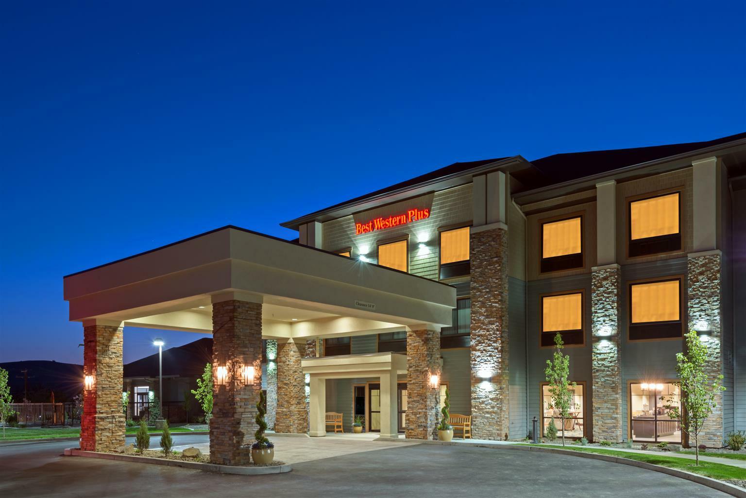 เบสต์ เวสเทิร์น พลัส เดย์ตัน โฮเต็ล แอนด์ สวีท Hotel Dayton ภายนอก รูปภาพ